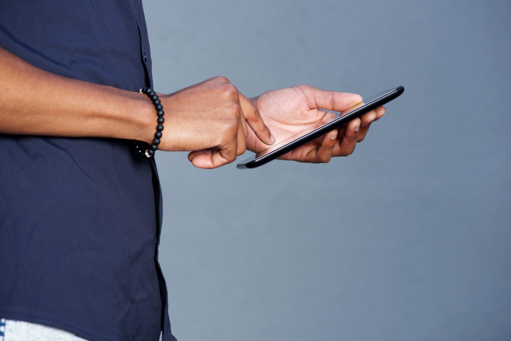 Algoritma Seni Tanıyor mu, Şekillendiriyor mu?